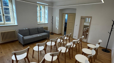 da9c8016-d54a-4e91-8cc5-8f46d93c95a1 2